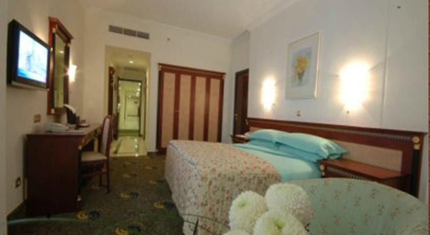 Al Shohada By Palm Rich Makkah Hotel Мека Екстериор снимка A room at the hotel