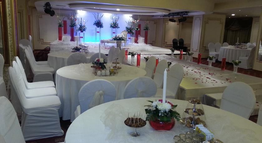 Al Shohada By Palm Rich Makkah Hotel Мека Екстериор снимка A wedding reception